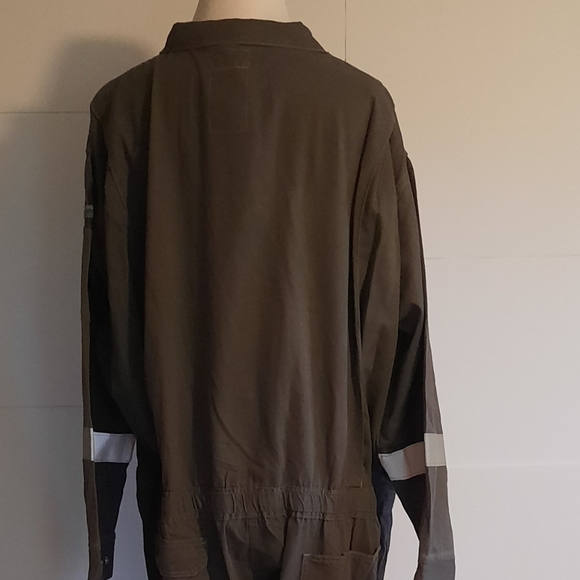 Rangewear Professional Grade FRC 58 Long Gray Reflective Overalls Covera… - Picture 6 of 9
